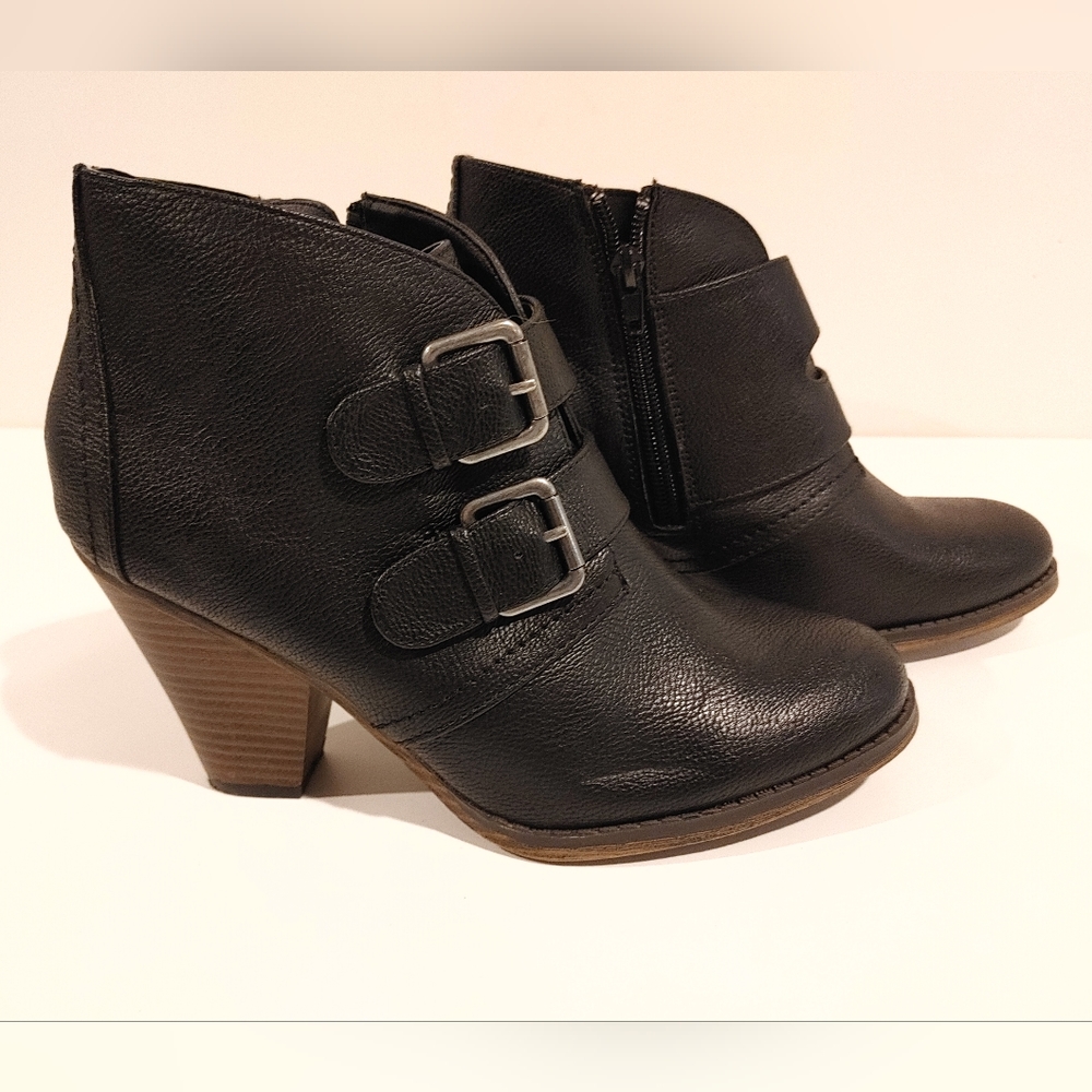 Cute booties